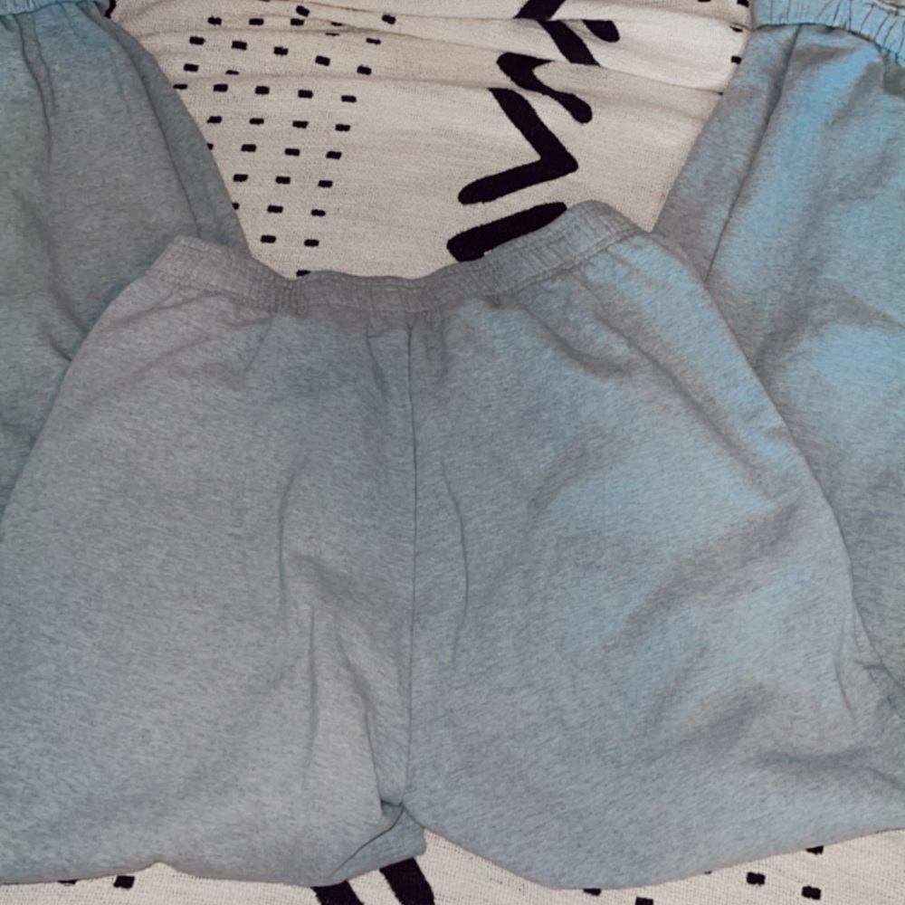 ROMWE joggers - Picture 3 of 6